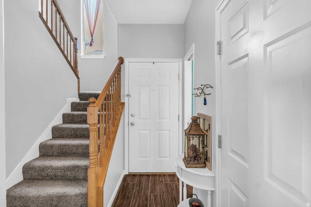 10782 S WYNGATE PARK DR South Jordan, UT 84095