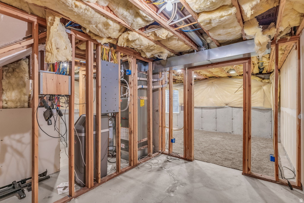 10782 S WYNGATE PARK DR South Jordan, UT 84095