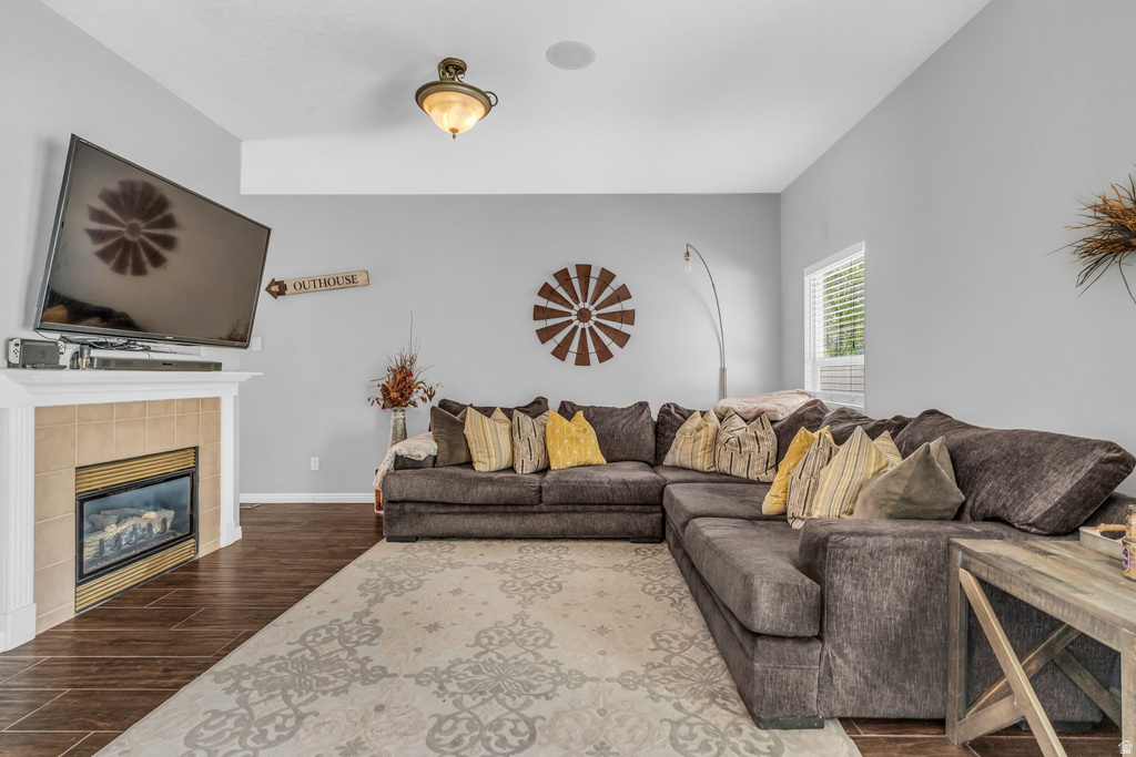 10782 S WYNGATE PARK DR South Jordan, UT 84095