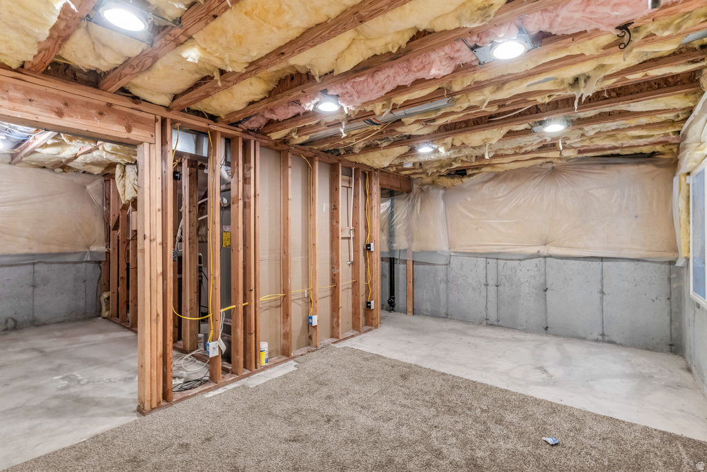 10782 S WYNGATE PARK DR South Jordan, UT 84095