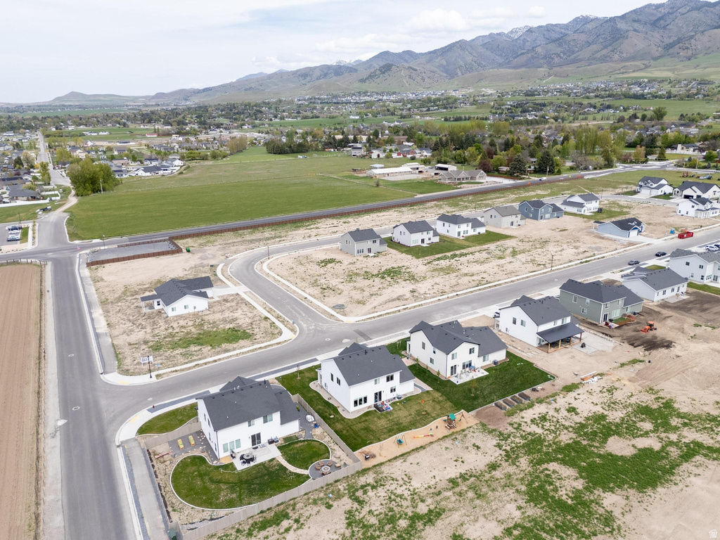 623 E 2475 N North Logan, UT 84341