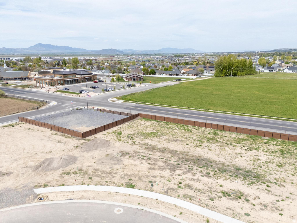 623 E 2475 N North Logan, UT 84341