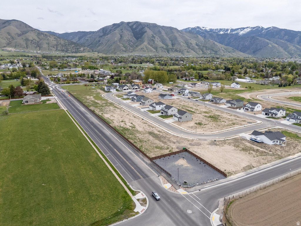 623 E 2475 N North Logan, UT 84341