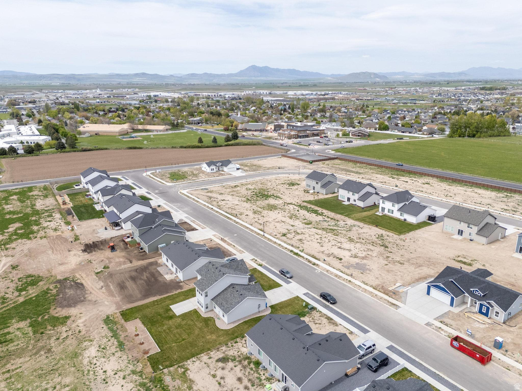 623 E 2475 N North Logan, UT 84341
