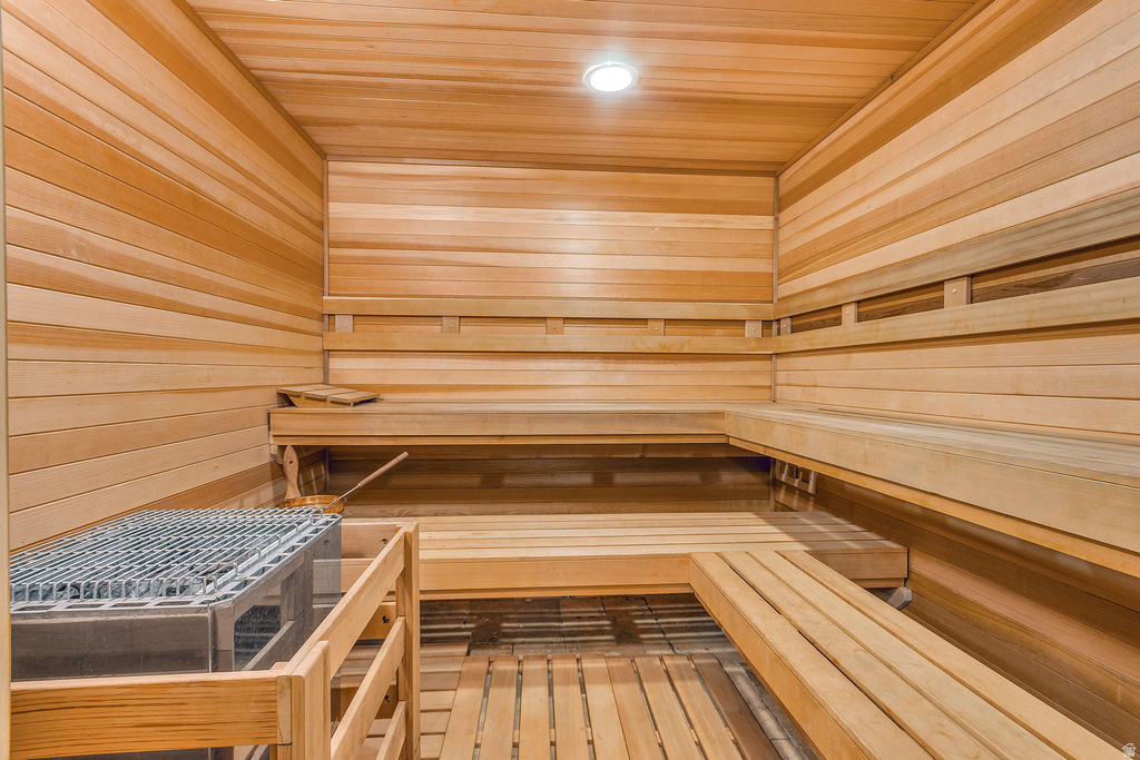 1584 E 11400 S Sandy, UT 84092