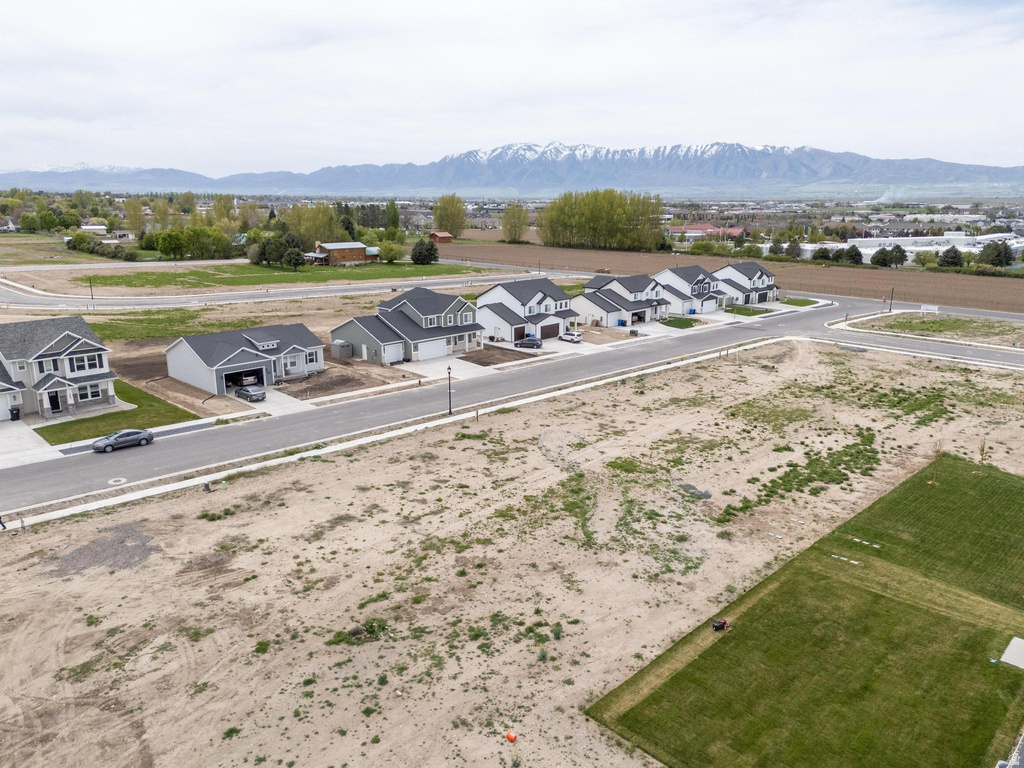 677 E 2450 N North Logan, UT 84341
