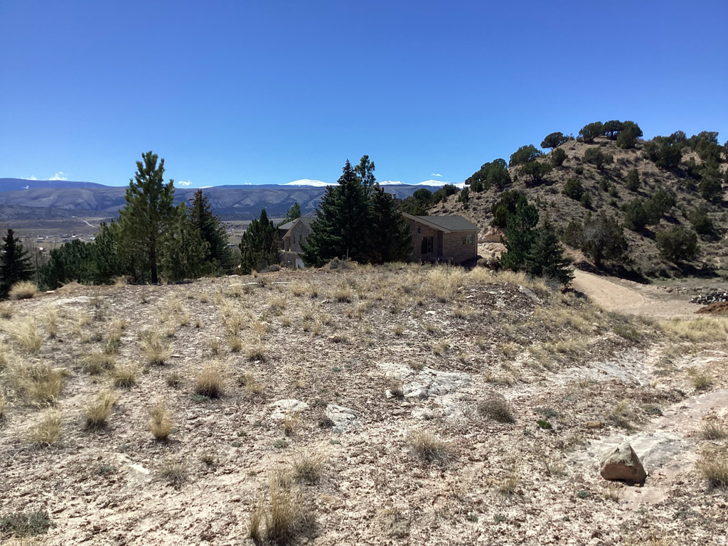 8  RED CLIFF CIR Manila, UT 84046