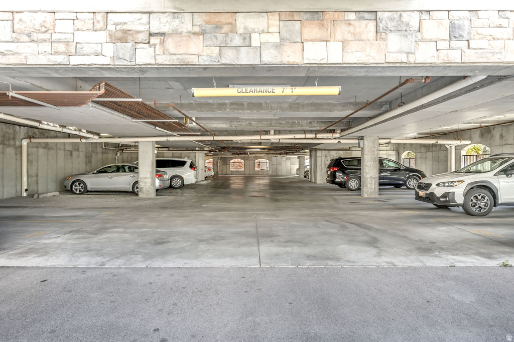 170 ALBION VILLAGE WAY #201 Sandy, UT 84070