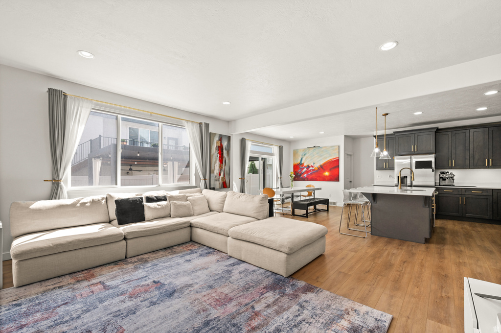 1229 W BRINKERHOFF DR West Jordan, UT 84084