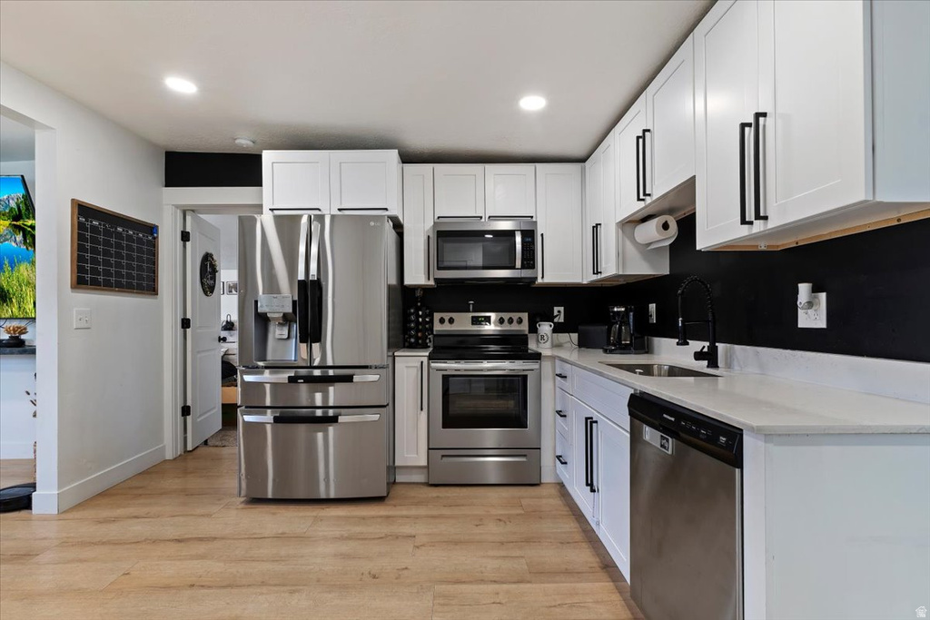 4374 S FERNWOOD DR Taylorsville, UT 84123