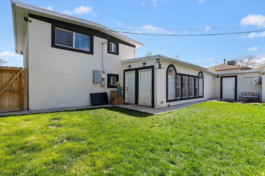 4374 S FERNWOOD DR Taylorsville, UT 84123