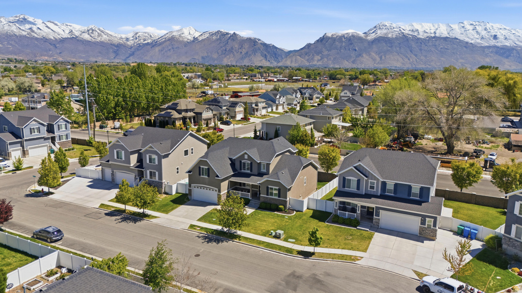 62 N 1130 W Lehi, UT 84043