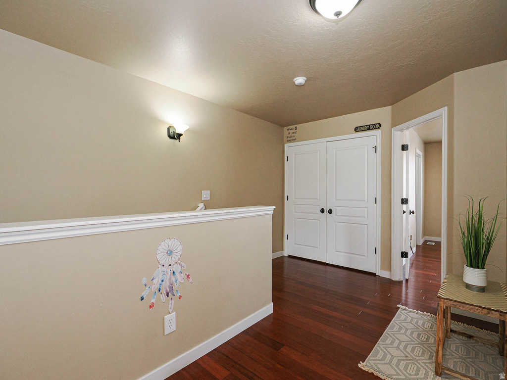 3057 S CREWS HILL CT West Valley City, UT 84120