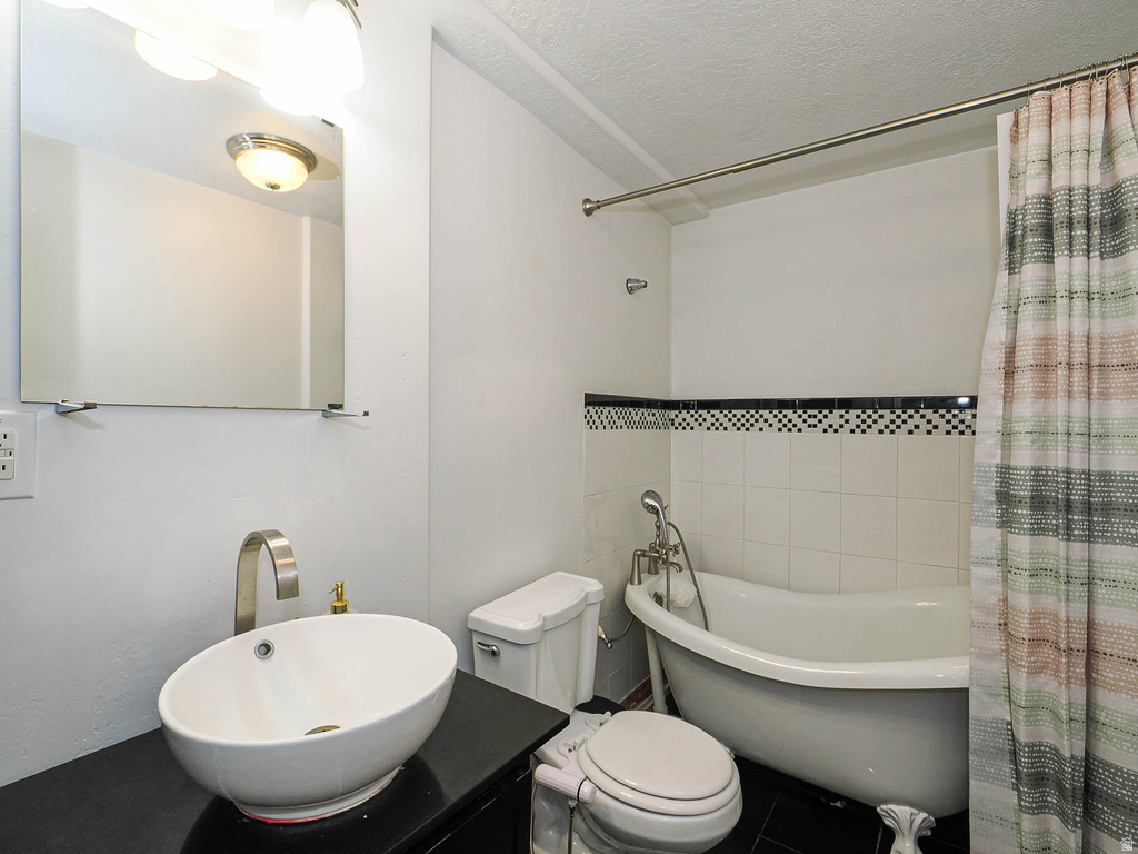 3057 S CREWS HILL CT West Valley City, UT 84120