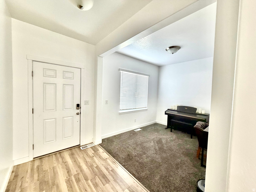 1074 S 4000 W Syracuse, UT 84075