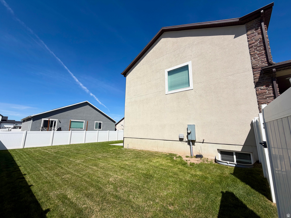 1074 S 4000 W Syracuse, UT 84075