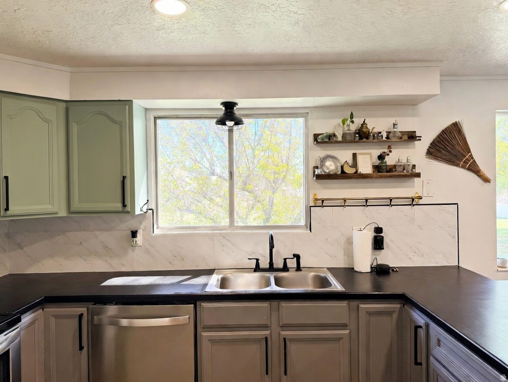 6042 W 5700 S Hooper, UT 84315