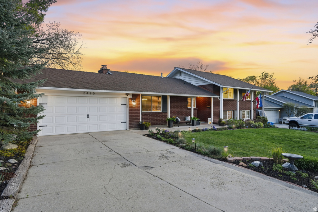 2490 E DOLPHIN WAY Cottonwood Heights, UT 84121