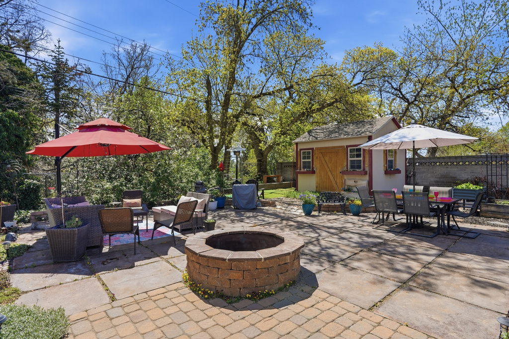 2490 E DOLPHIN WAY Cottonwood Heights, UT 84121