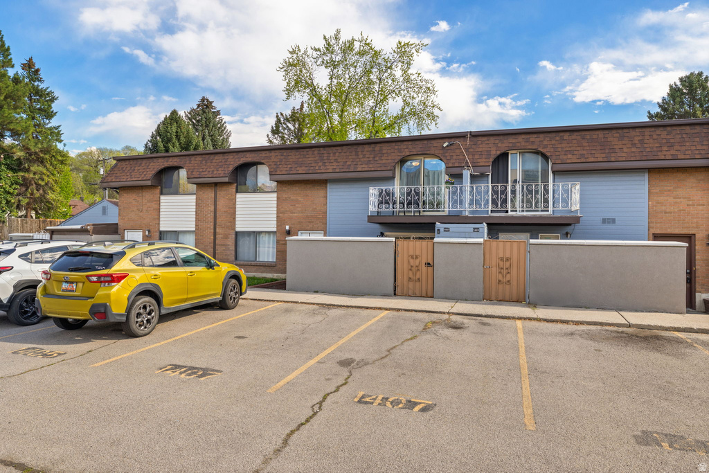 1407 ARTHUR DR Provo, UT 84601