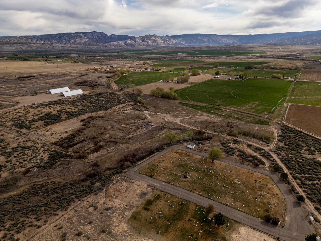 5602 S 9500 E Jensen, UT 84035