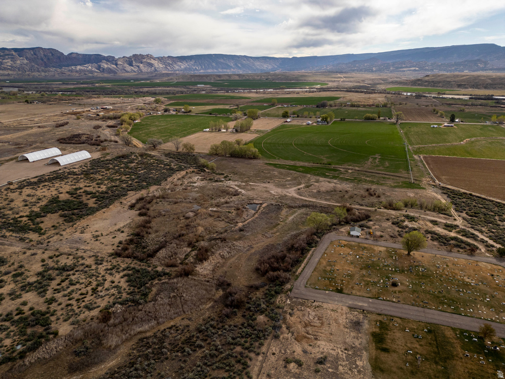 5602 S 9500 E Jensen, UT 84035