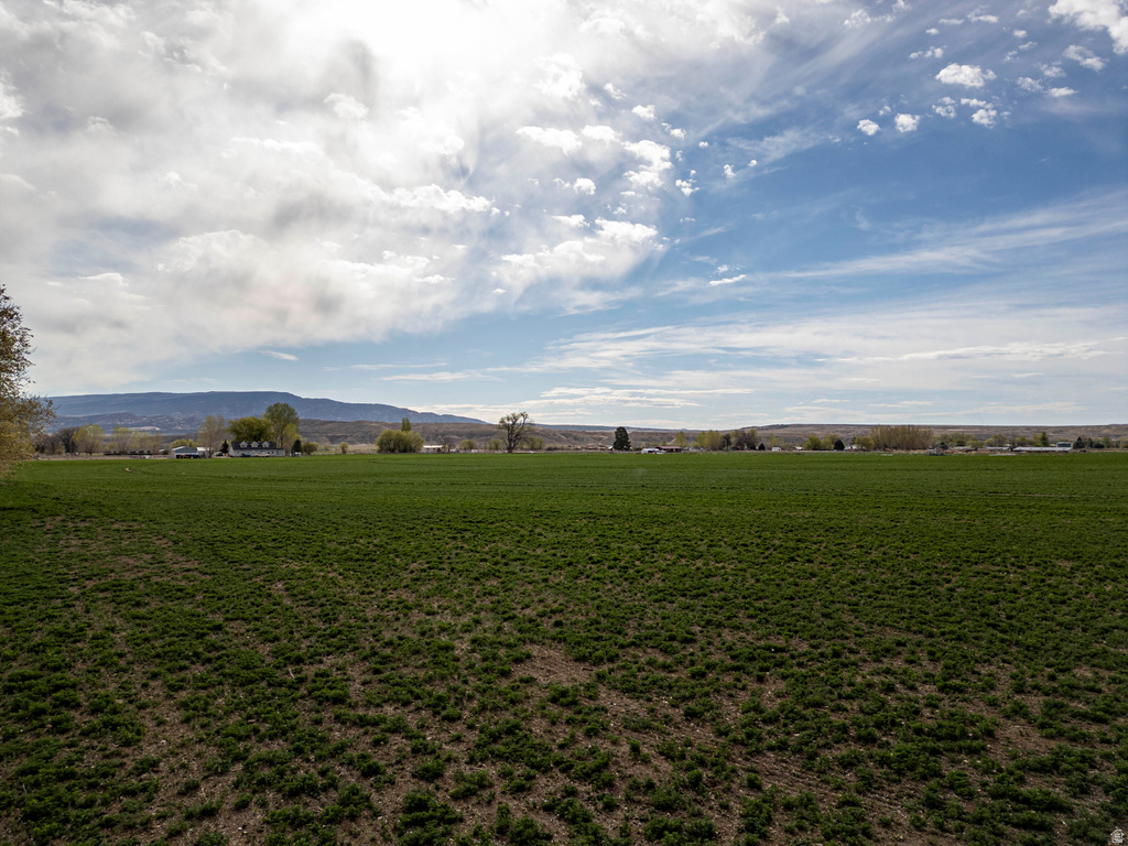 5602 S 9500 E Jensen, UT 84035