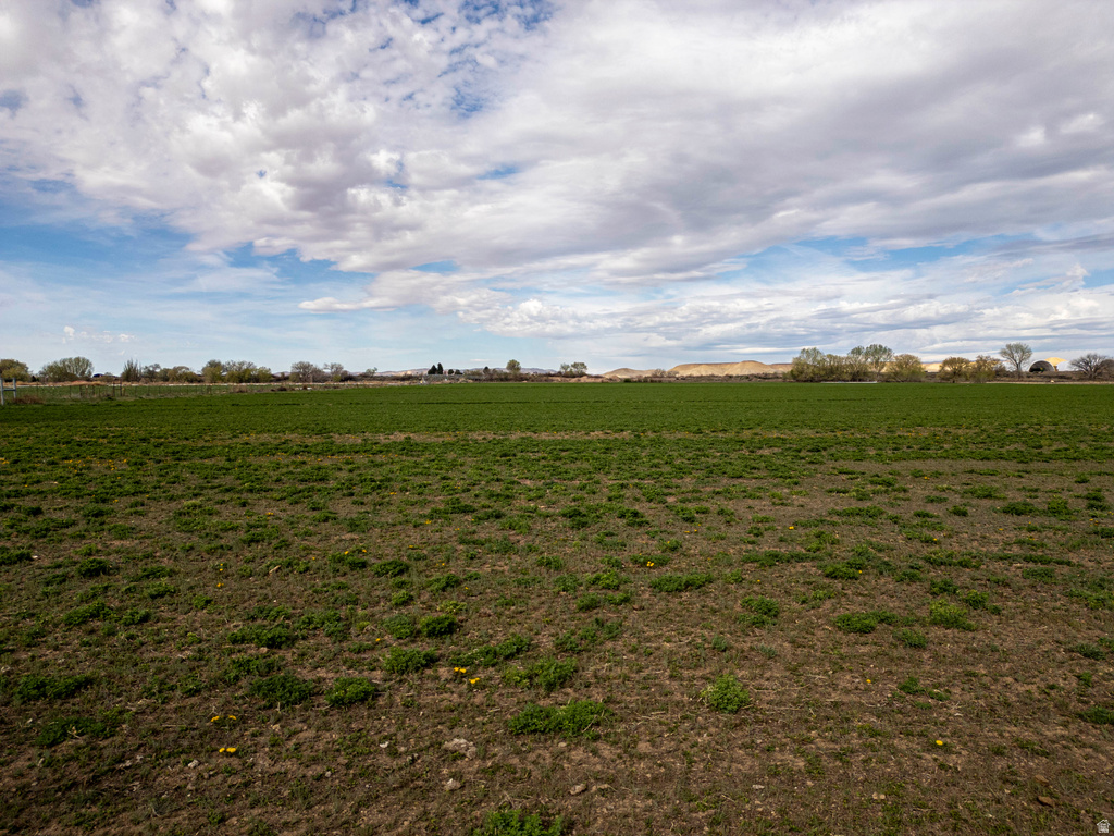 5602 S 9500 E Jensen, UT 84035