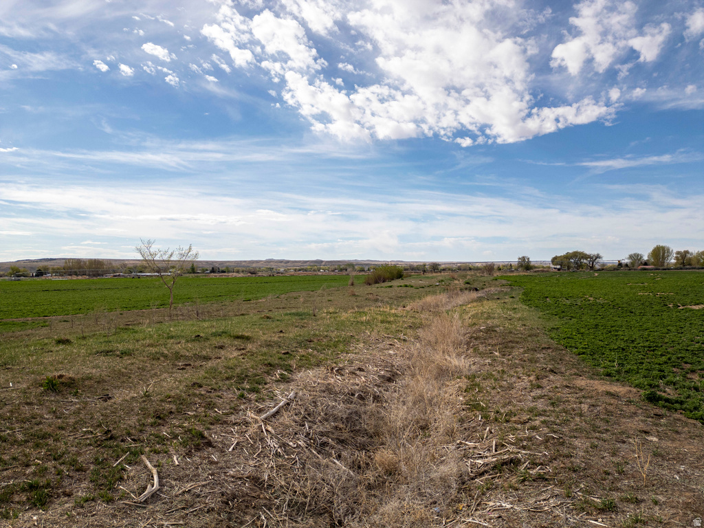 5602 S 9500 E Jensen, UT 84035