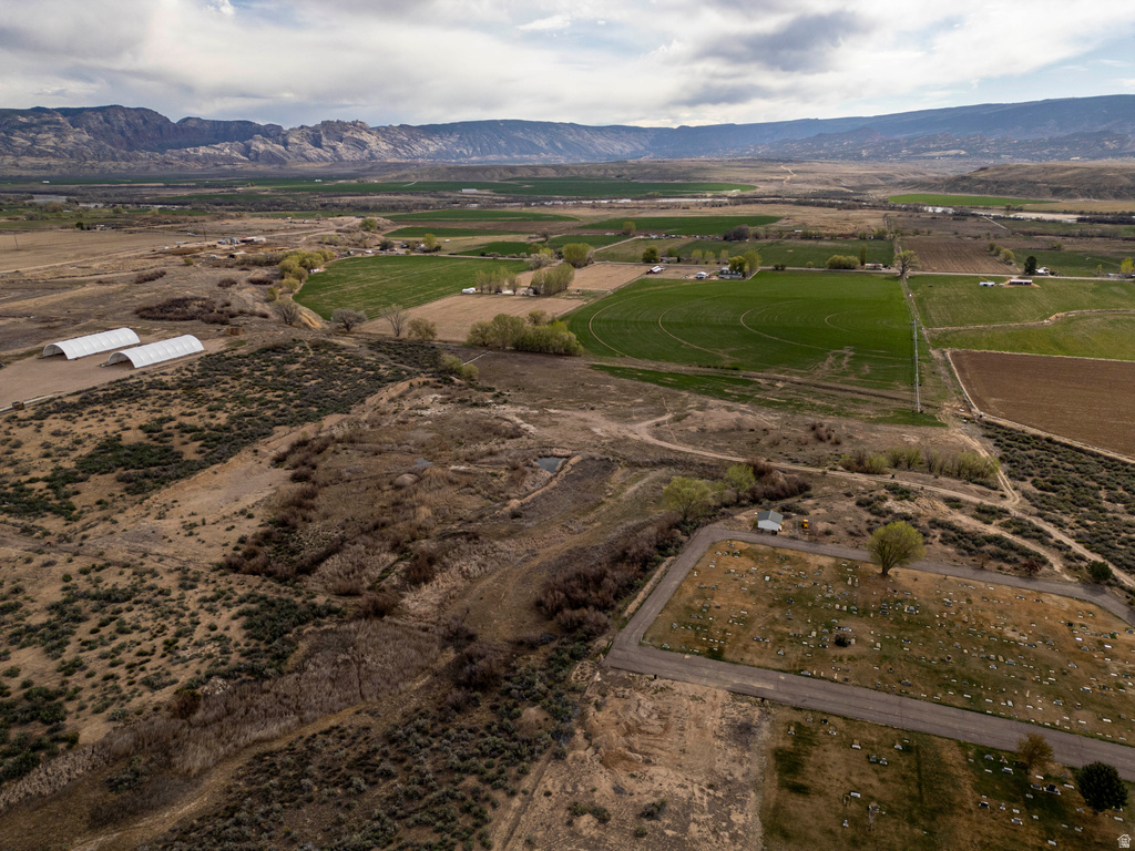 5602 S 9500 E Jensen, UT 84035