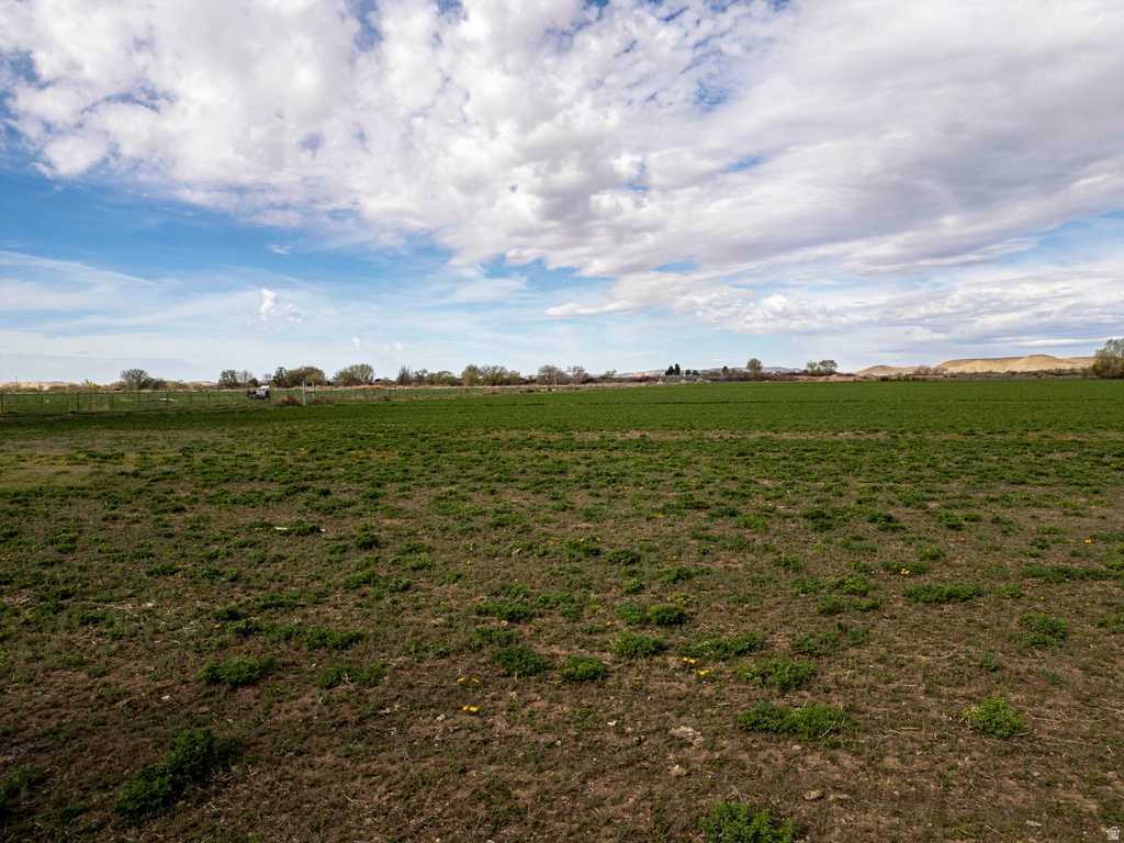 5602 S 9500 E Jensen, UT 84035