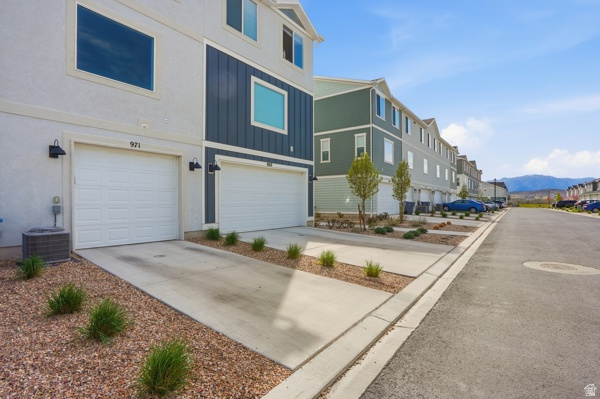 971 E CITADEL LN Saratoga Springs, UT 84045
