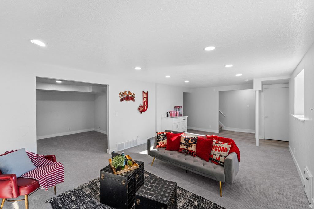 1406 SWINTON LN Farmington, UT 84025