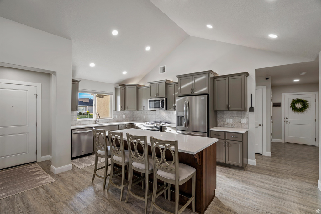 476 S IRON SHOE LN #A Saratoga Springs, UT 84045