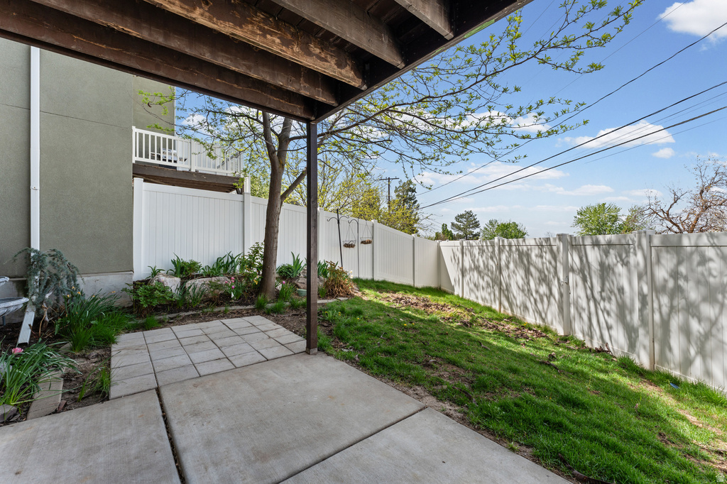 2064 S ORCHARD DR Bountiful, UT 84010