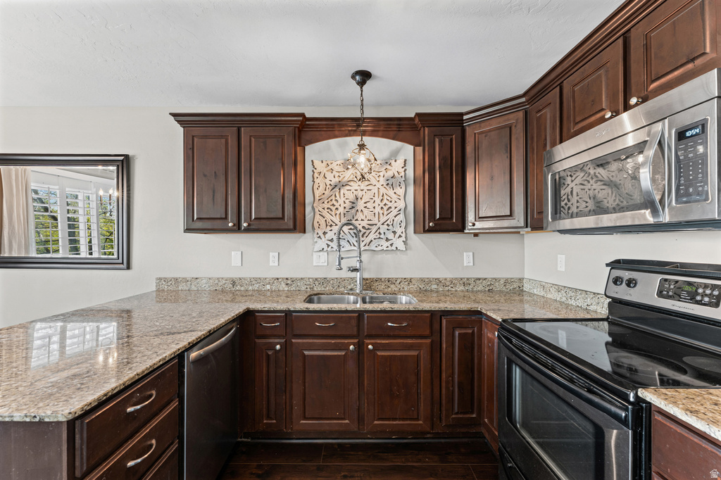 2064 S ORCHARD DR Bountiful, UT 84010