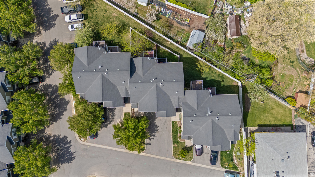 2064 S ORCHARD DR Bountiful, UT 84010