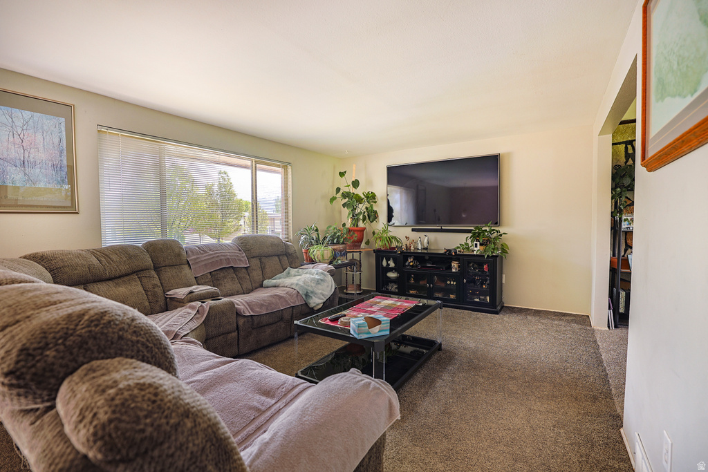 6712 S SOMERSET DR West Jordan, UT 84084