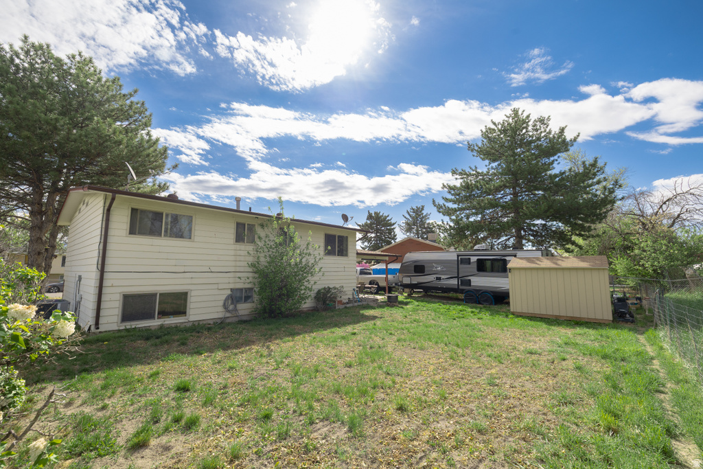 6712 S SOMERSET DR West Jordan, UT 84084