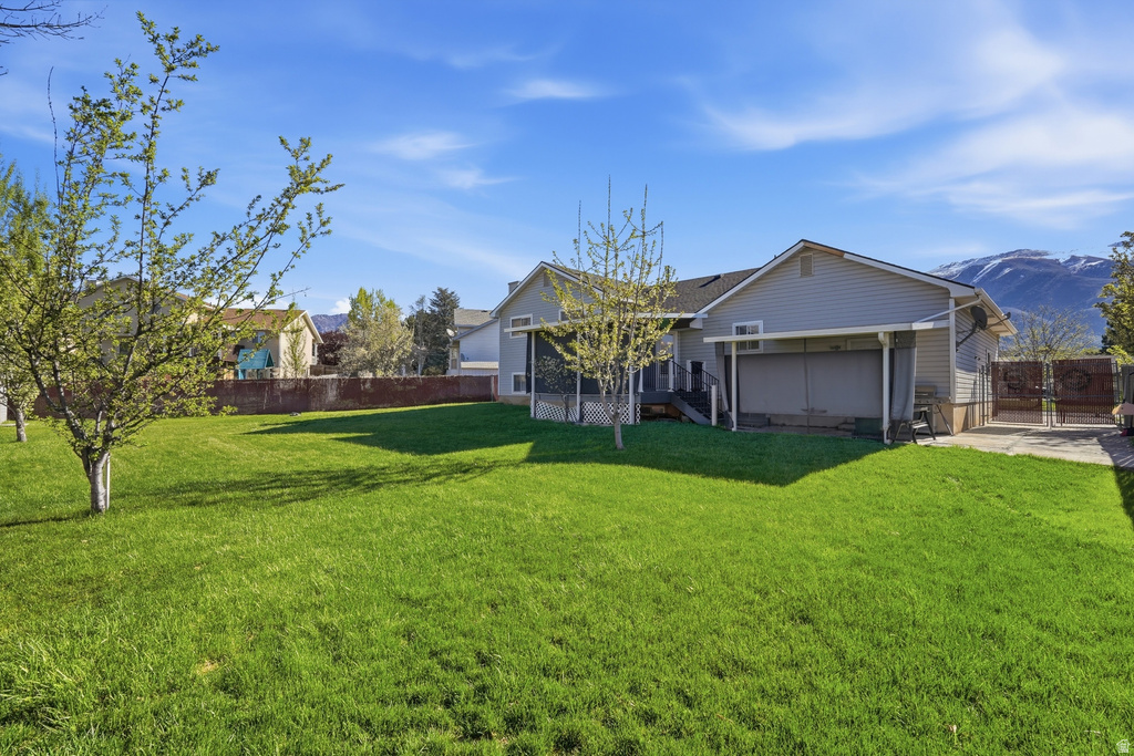 2755 N 1700 E Layton, UT 84040