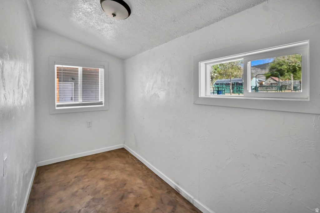 195 S 200 E Monroe, UT 84754