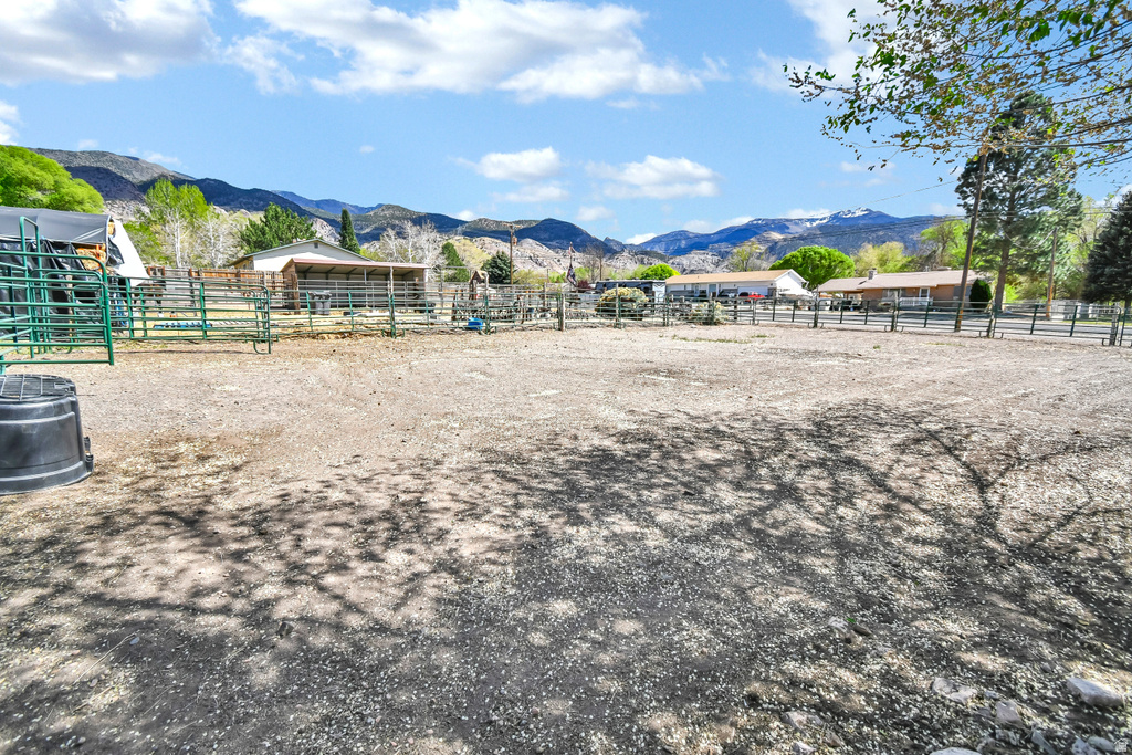 195 S 200 E Monroe, UT 84754