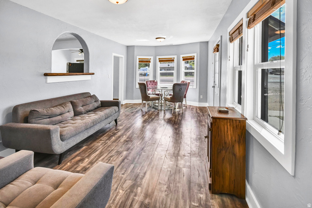 195 S 200 E Monroe, UT 84754