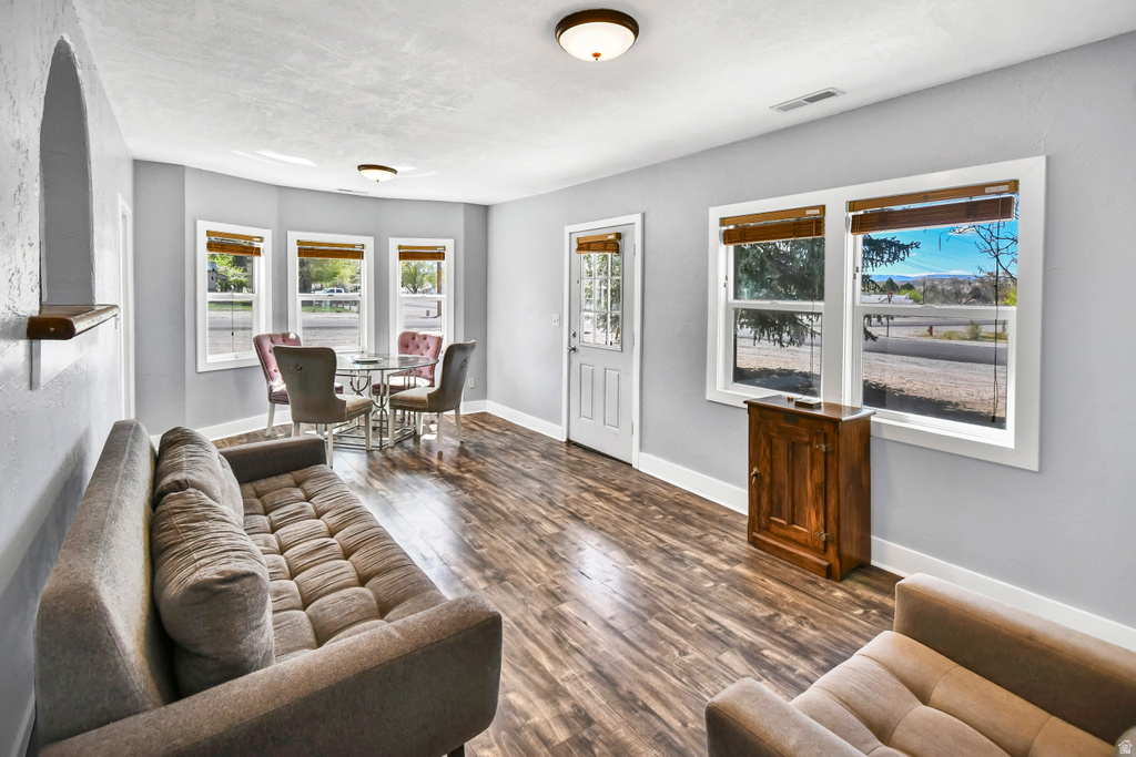 195 S 200 E Monroe, UT 84754