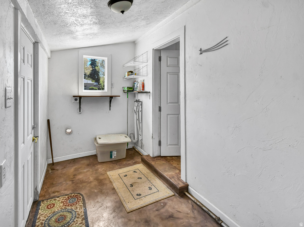 195 S 200 E Monroe, UT 84754