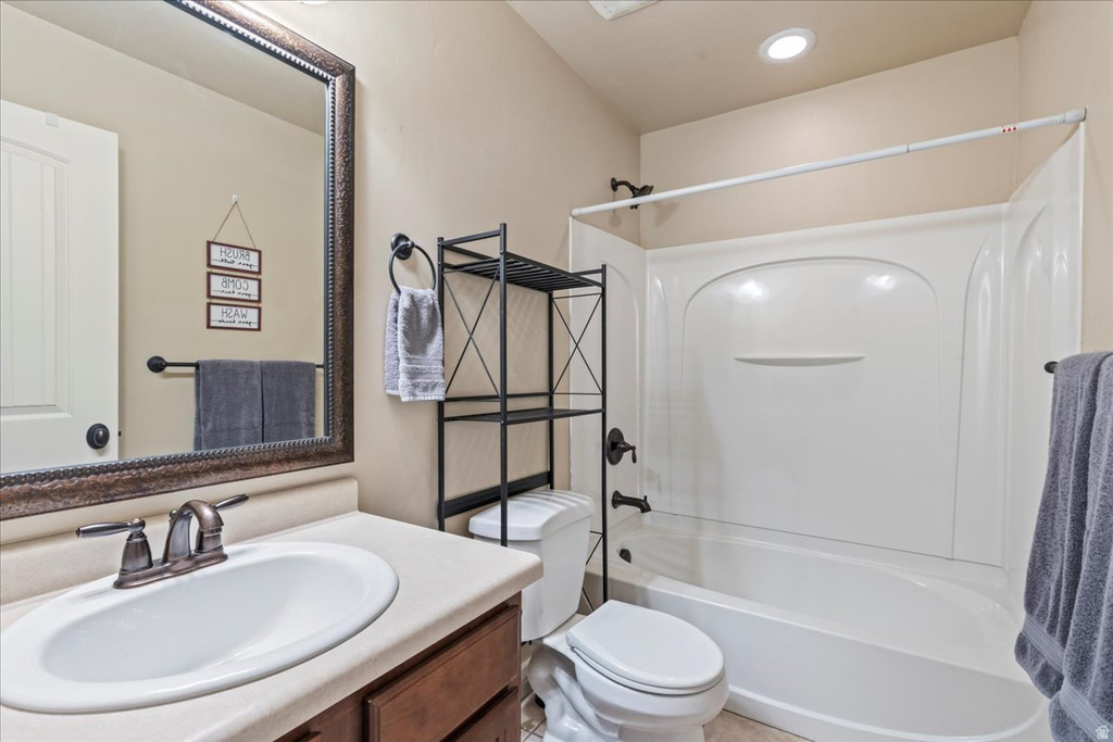 10638 S CAVE RUN LN South Jordan, UT 84009