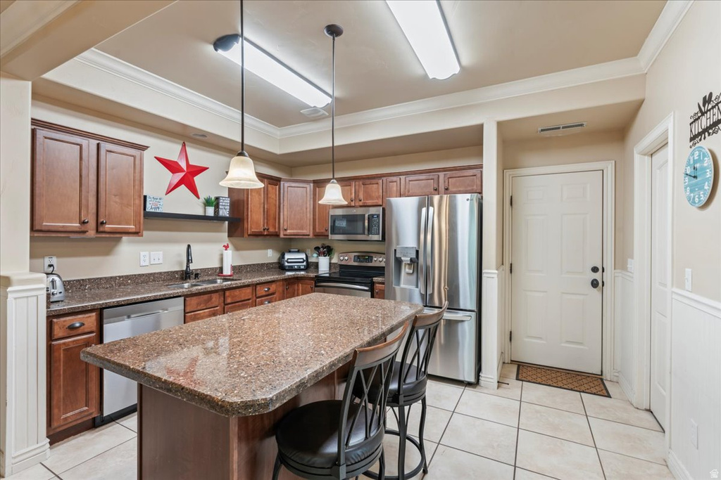 10638 S CAVE RUN LN South Jordan, UT 84009