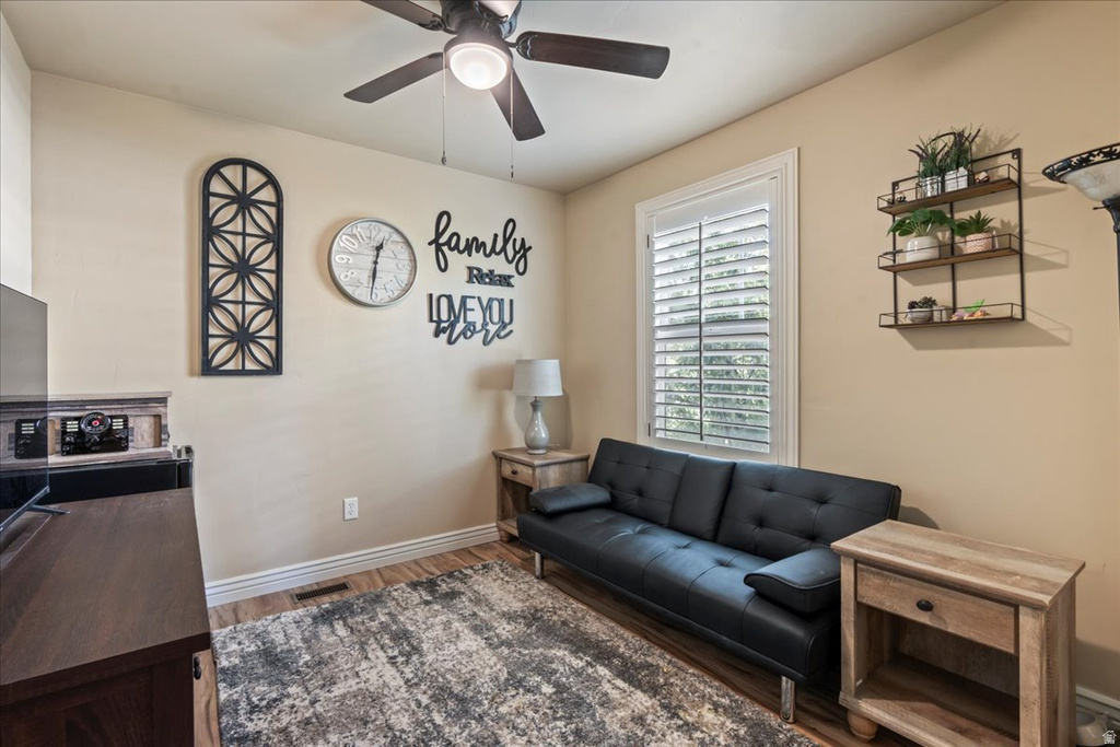 10638 S CAVE RUN LN South Jordan, UT 84009