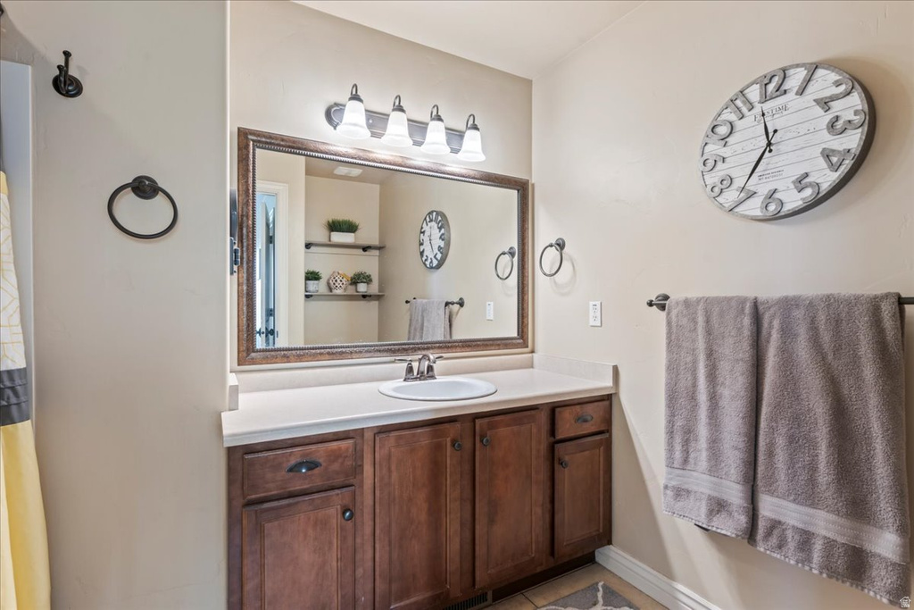 10638 S CAVE RUN LN South Jordan, UT 84009