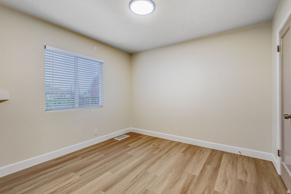 483 E EAST UTAH Tooele, UT 84074